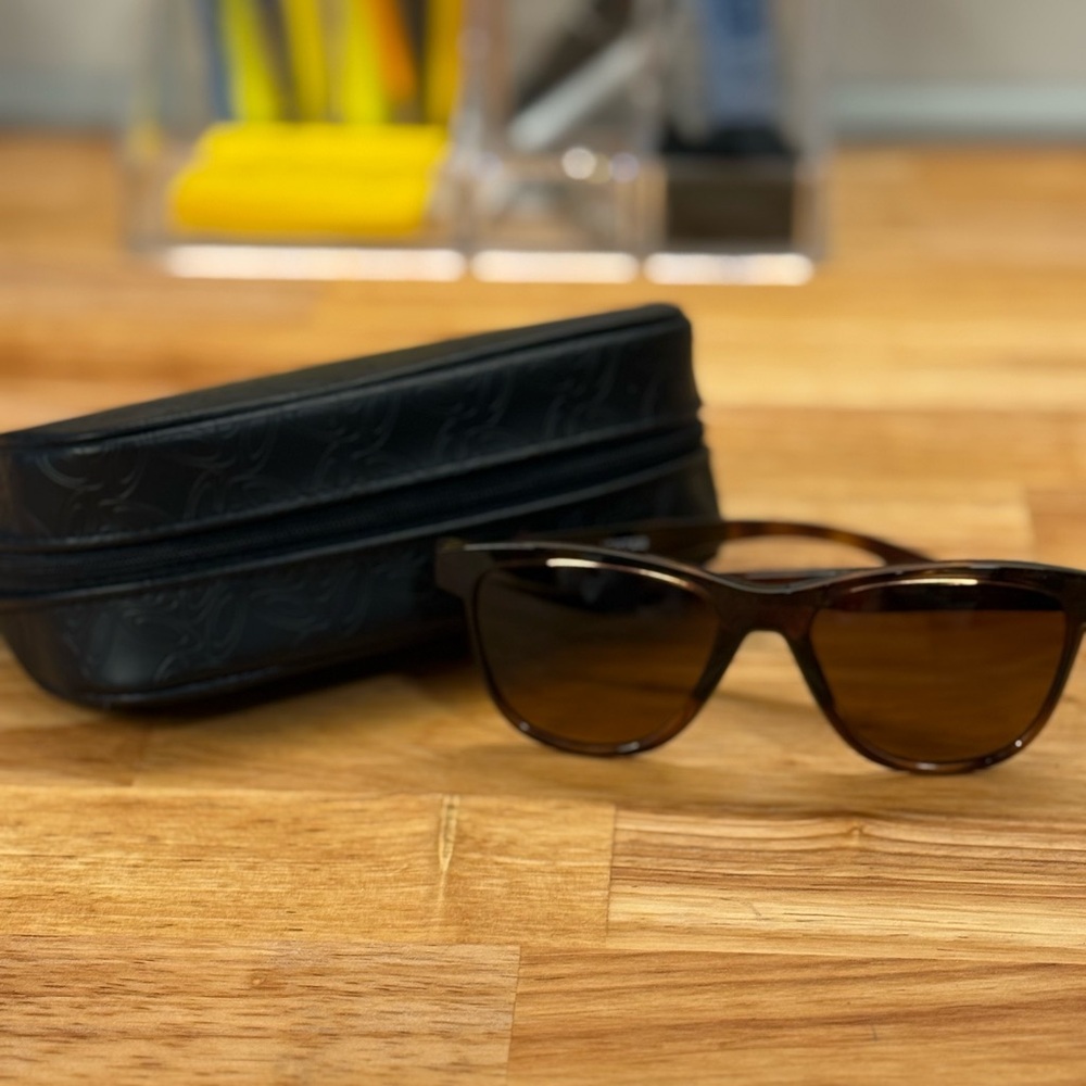 Oakley Moonlighter Sunglasses.